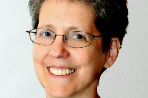 Deb Nolan headshot 